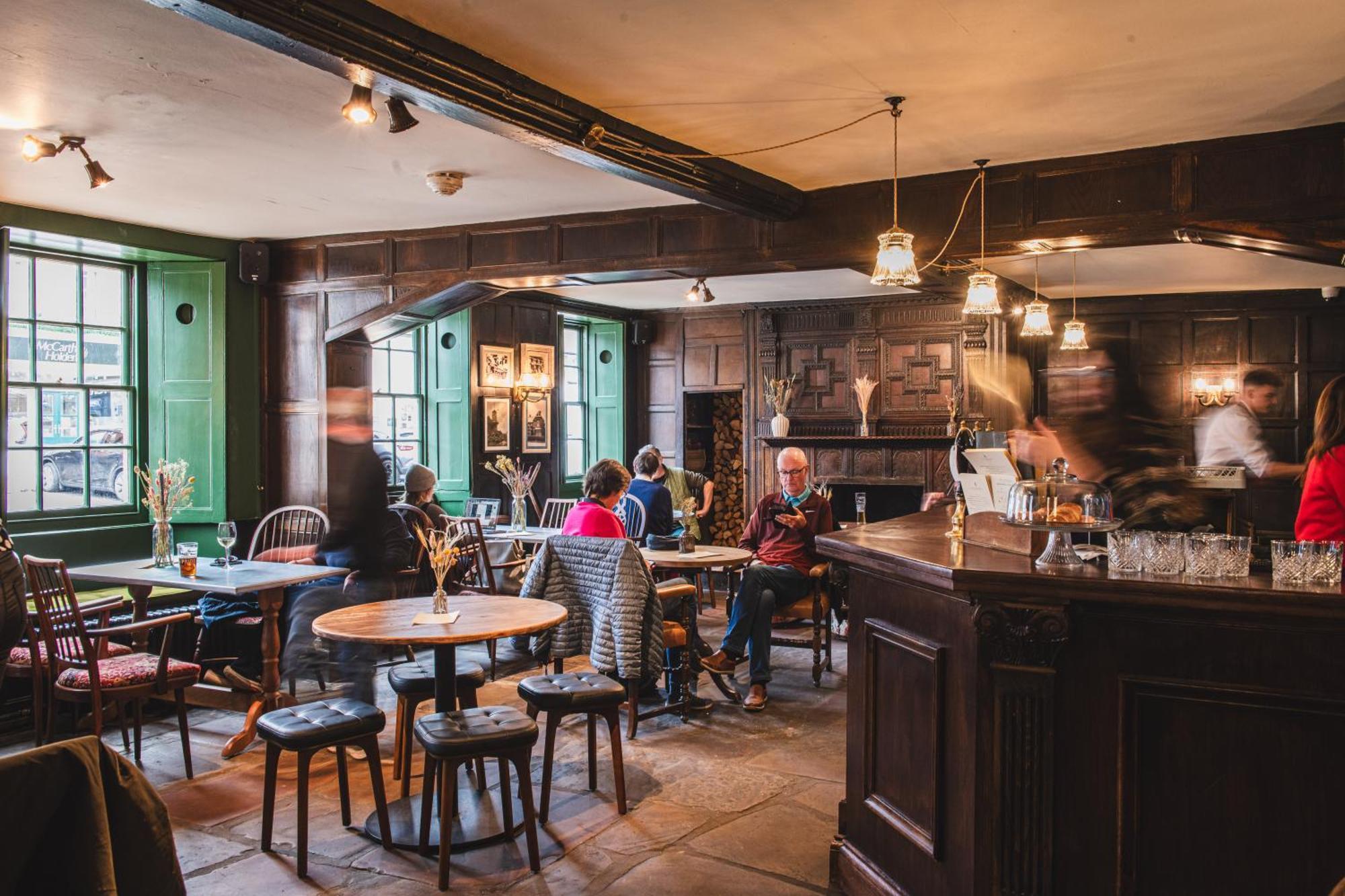 Bel And The Dragon-Odiham Hotel ภายนอก รูปภาพ