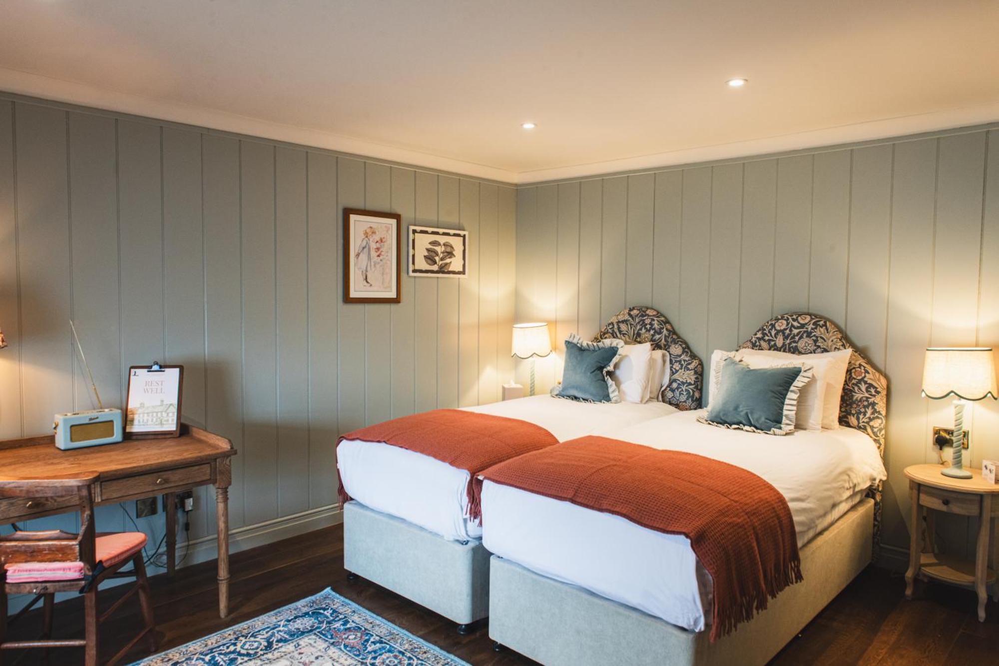 Bel And The Dragon-Odiham Hotel ภายนอก รูปภาพ