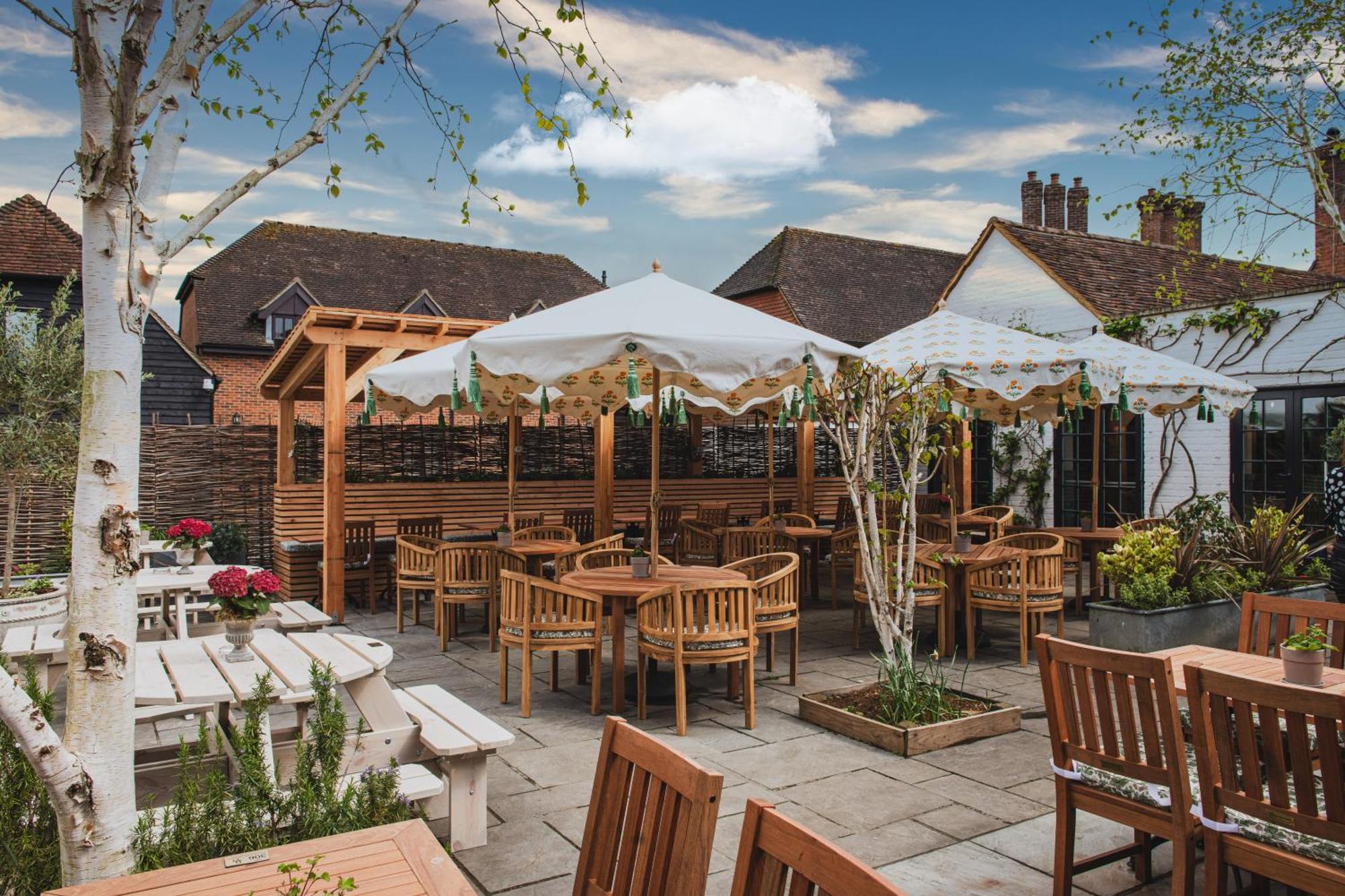 Bel And The Dragon-Odiham Hotel ภายนอก รูปภาพ
