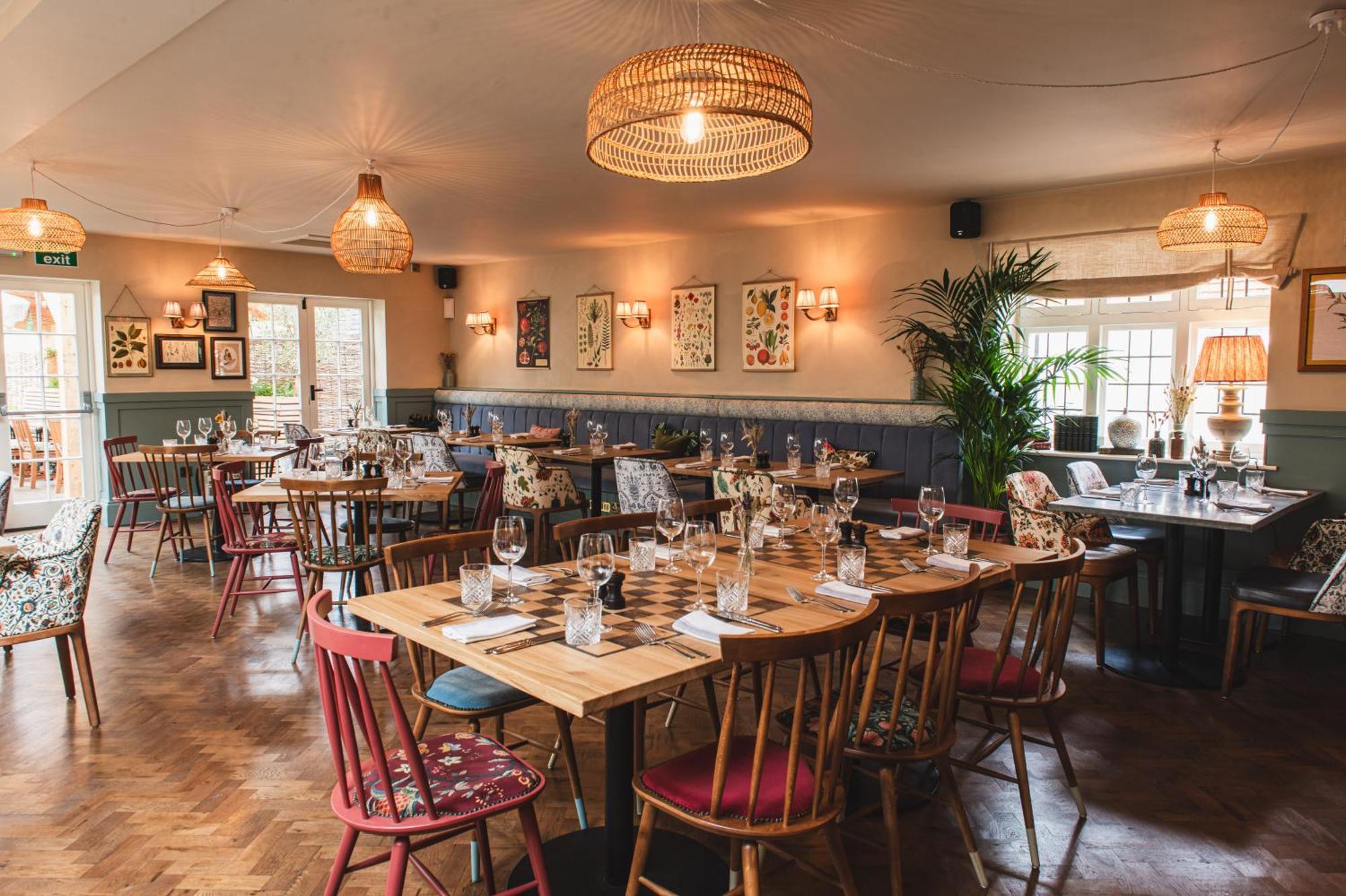 Bel And The Dragon-Odiham Hotel ภายนอก รูปภาพ