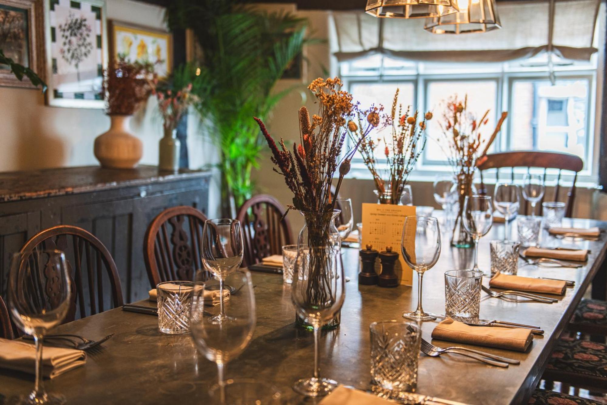 Bel And The Dragon-Odiham Hotel ภายนอก รูปภาพ