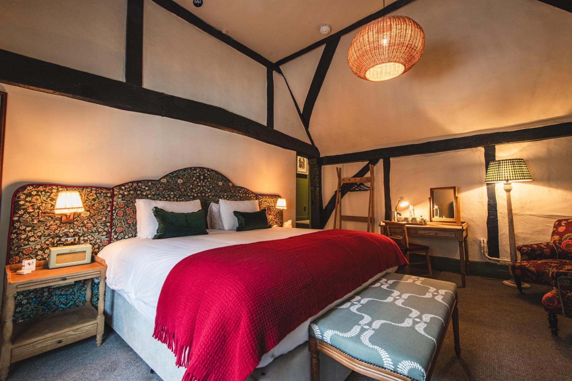 Bel And The Dragon-Odiham Hotel ภายนอก รูปภาพ
