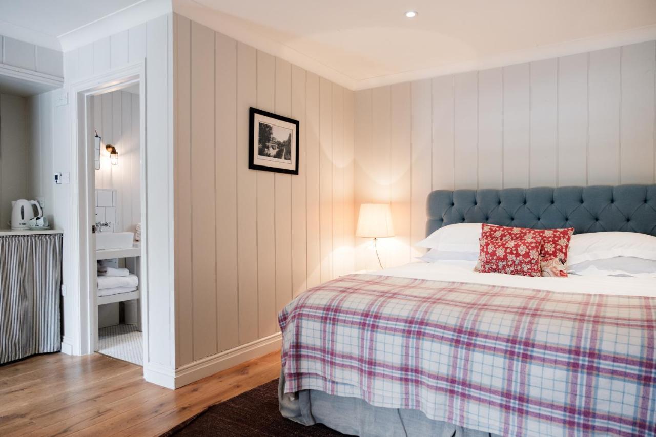 Bel And The Dragon-Odiham Hotel ภายนอก รูปภาพ